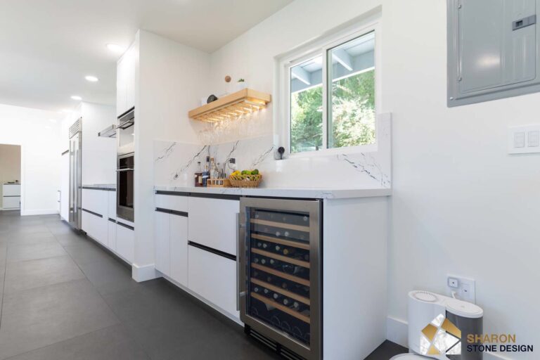 Image of a kitchen remodeling